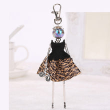 YLWHJJ 2017 brand Doll baby Handmade Cute black keychain for Women Car Pendant  hot Girl Statement fashion Jewelry Bag key chain