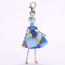 YLWHJJ 2017 brand Doll baby Handmade Cute black keychain for Women Car Pendant  hot Girl Statement fashion Jewelry Bag key chain