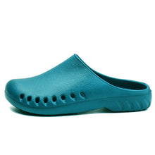 POOLOOP Slip On Casual Garden Clogs Waterproof Crocus Shoes Women Classic Nursing Clogs Hospital Women Work Medical Sandals