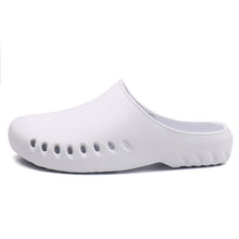 POOLOOP Slip On Casual Garden Clogs Waterproof Crocus Shoes Women Classic Nursing Clogs Hospital Women Work Medical Sandals