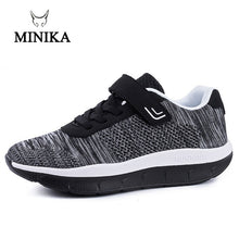 Breathable Air Mesh Black Hook & Loop Fitness Shoes Old Chaussure Femme Platform Light Sport Shoes Zapatos De Mujer De Moda 2017