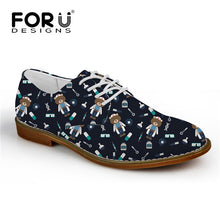 FORUDESIGNS Fashion Men Oxfords Shoes Cute Cartoon Nurse Bear Pattern Casual Men's Leather Oxfords Shoes Flats Zapatos Hombre