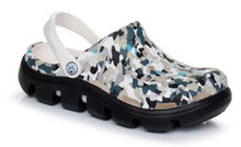 Slip on Casual Garden Girls Clogs Waterproof Shoes Women Classic Nursing Clogs Hospital Women Work Medical Sandals Big Size
