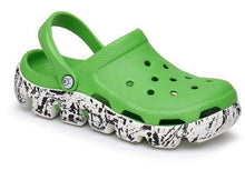 Slip on Casual Garden Girls Clogs Waterproof Shoes Women Classic Nursing Clogs Hospital Women Work Medical Sandals Big Size