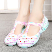 2018 Slip on Casual Garden Clogs Waterproof Shoes Women Classic Nursing EVA Clogs Hospital Women Work Medical Sandals for Girls